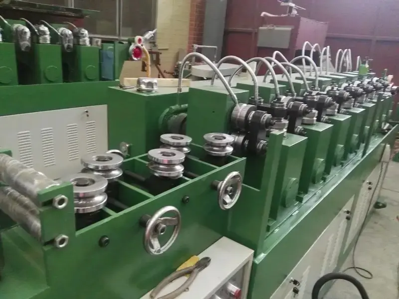 Rolling Mill Mill Pressing Tsarin Tsarin aiki da fa'idodi